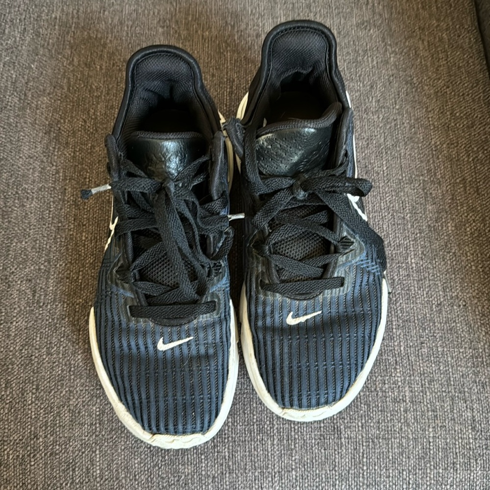 Nike LeBron Witness 6 basketball shoes